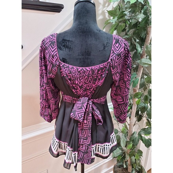 Nicole Miller Women's Black & Pink Pleated Square Neck 3/4 Sleeve Top Blouse 6 - Picture 5 of 15